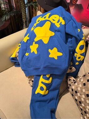 Sp5der Beluga Blue and Yellow Sweatpants and Joggers Set